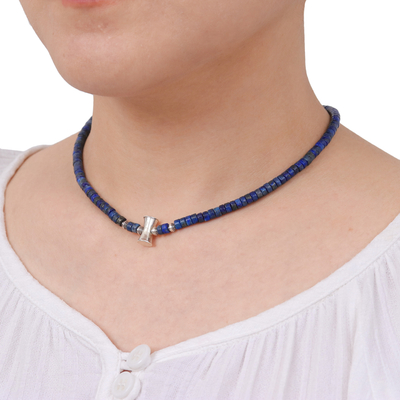 Lapislazuli-Perlenkette - Halskette aus Lapislazuli und Karen-Silberperlen aus Thailand