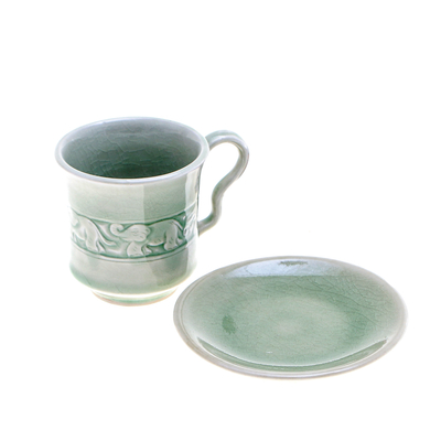Taza y plato de cerámica Celadon - Taza y Platillo de Cerámica Celadon con Motivo de Elefante