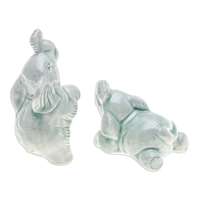 Celadon-Keramikfiguren, (Paar) - 2 Elefantenfiguren aus grünem Celadon-Keramikfiguren aus Thailand