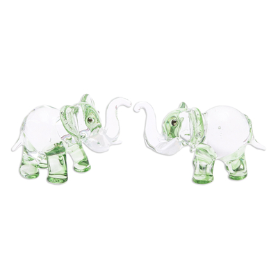 Figuras de vidrio soplado a mano, (par) - Par de figuras de elefantes de vidrio soplado a mano en tonos verdes