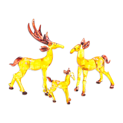 Figuras de vidrio soplado a mano, (juego de 3) - Juego de 3 figuras de ciervos de vidrio soplado a mano en amarillo y marrón
