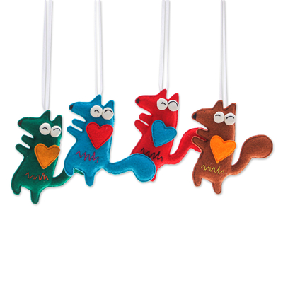 Felt ornaments, 'colours & Wolves' (set of 4) - Set of 4 Handcrafted Wolf Felt Ornaments in Diverse Hues