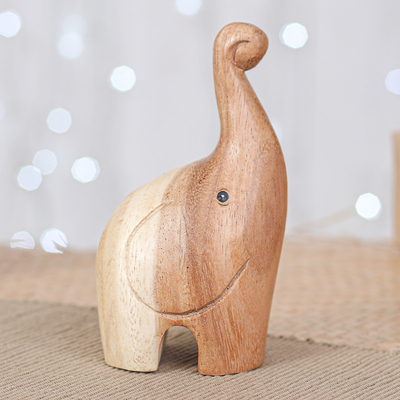 estatuilla de madera - Figura de madera de árbol de lluvia de elefante bebé feliz hecha a mano