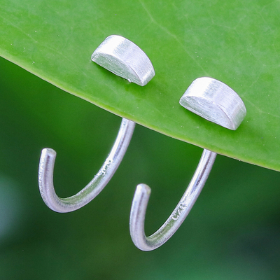 Pendientes ear cuff de plata de ley - Pendientes ear cuff minimalistas de plata de primera ley con semicírculo