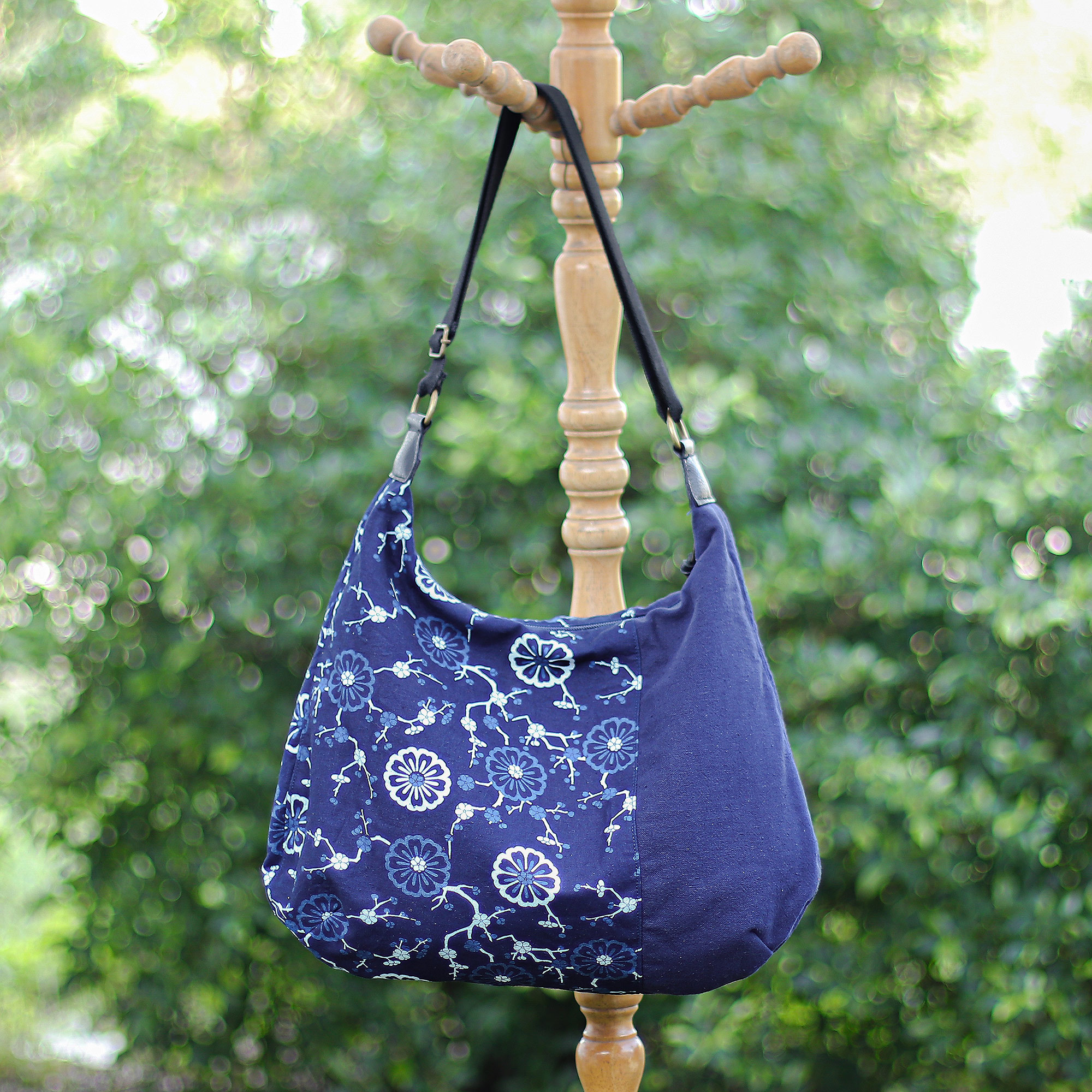 Hobo flourish 2024 shoulder bag