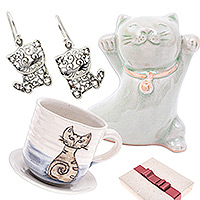Set de regalo curado, 'Cat Lover' - Set de regalo de gato curado con pendientes, figura, taza y platillo