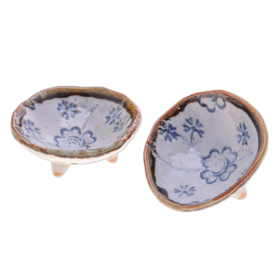 Keramikschalen, (Paar) - Paar handgefertigte florale Keramikschalen in Blau und Weiß