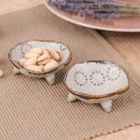 Cuencos de cerámica, 'Zen Delights' (par) - Par de cuencos de cerámica clásicos hechos a mano en marrón y marfil