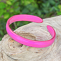 Brazalete de cuero - Brazalete de cuero moderno hecho a mano en rosa