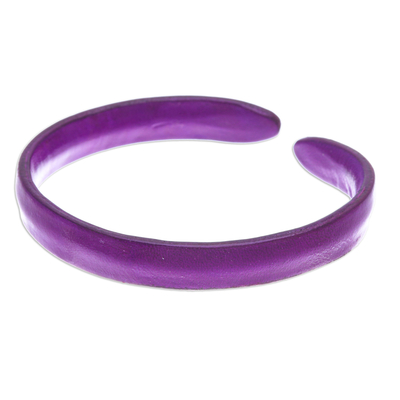 Brazalete de cuero - Brazalete de cuero moderno hecho a mano en color púrpura