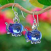 Pendientes colgantes de vidrio soplado a mano, 'Blue Elephant Glam' - Pendientes colgantes de vidrio soplado a mano en forma de elefante en azul