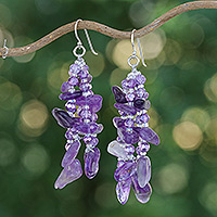 Pendientes de cascada con cuentas de amatista, 'Wise Jewels' - Pendientes de cascada con cuentas de vidrio y amatista en tono púrpura