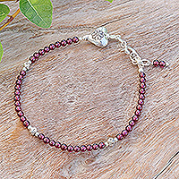 Garnet beaded bracelet, 'Heart of Garnet'