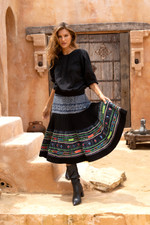 Vintage Fabric cotton skirt, 'Work of Art' - Hill Tribe-Inspired Cotton Pleated Elastic Waist Midi Skirt