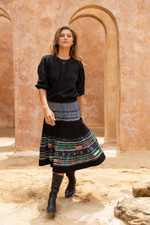 Vintage Fabric cotton skirt, 'Work of Art' - Hill Tribe-Inspired Cotton Pleated Elastic Waist Midi Skirt