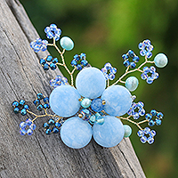 Broche de perlas y cuarzo, 'Pétalos de sabiduría' - Broche de perlas cultivadas azules y cuarzo en forma de flor