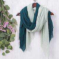 Bufandas de algodón, 'Gorgeous Green' (par) - Dos bufandas de algodón ligeras tejidas a mano en tonos verdes