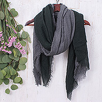 Bufandas de algodón, 'Noche Misteriosa' (par) - Par de bufandas de algodón negras y grises ligeras tejidas a mano