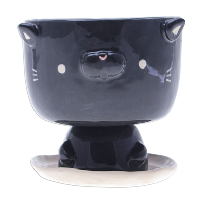 Mini macetero de cerámica. - Mini maceta de cerámica con platillo en forma de gato, color negro marfil