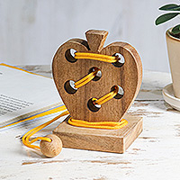 Holz-Entwirrungs-Puzzlespiel, „Apple Embrace“ – handgefertigtes apfelförmiges Holz-Entwirrungs-Puzzlespiel