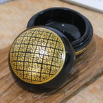Wood decorative box, 'Thai Richness' - Lacquered Lanna Patterned Round Mango Wood Decorative Box