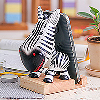 Soporte para teléfono de madera, 'Helpful Zebra' - Soporte para teléfono de madera con temática de cebra tallado y pintado a mano