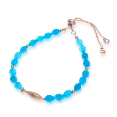 Blue quartz beaded bracelet, 'True Fish' - Ocean-Inspired Blue Quartz Beaded Bracelet with Fish Pendant