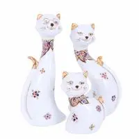 Gilded porcelain statuettes, 'Cat Lineage' (set of 3) - Gilded 3-Piece Porcelain Cat Family Statuette Set in White