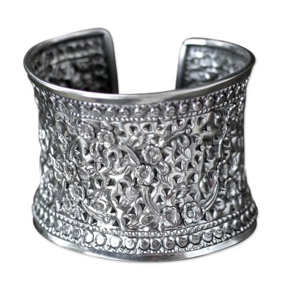 Sterling silver cuff bracelet, 'Floral Sparkle' - Handmade Thai Sterling Silver Cuff Bracelet