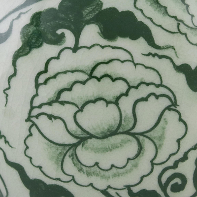 Celadon-Keramikkrug, 'blüten-kuss' - Celadon-Keramikgefäß
