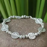 Pulsera de encanto de plata, 'Mystic Origins' - Pulsera de plata hecha a mano Hill Tribe 950