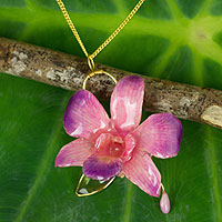 Featured review for Natural orchid flower necklace, Charming