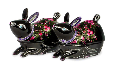 Lacquered wood boxes, 'Carnation Bunnies' (pair) - Lacquered wood boxes (Pair)
